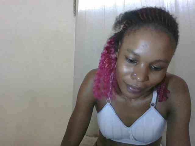 Sweetpetite254 webcam