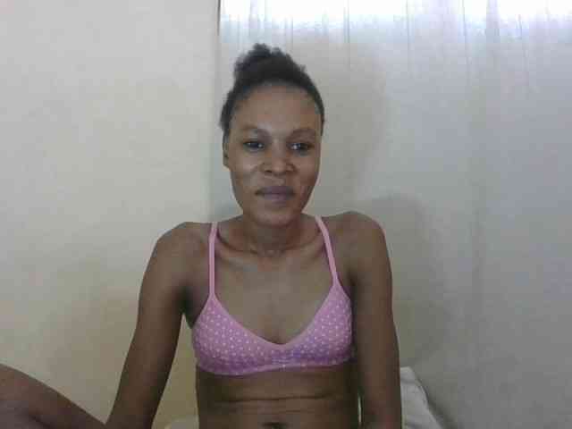 Sweetpetite254 webcam