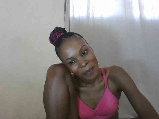 Sweetpetite254 webcam
