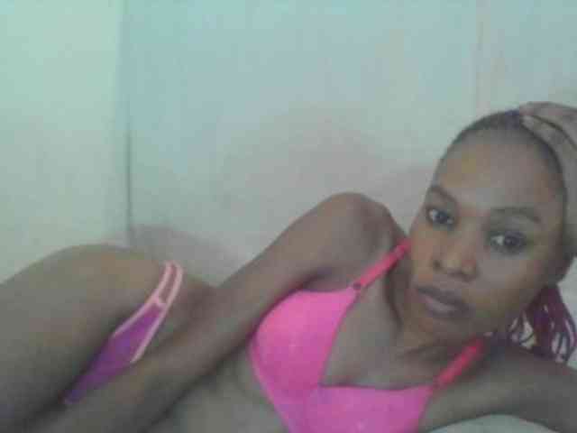 Sweetpetite254 webcam