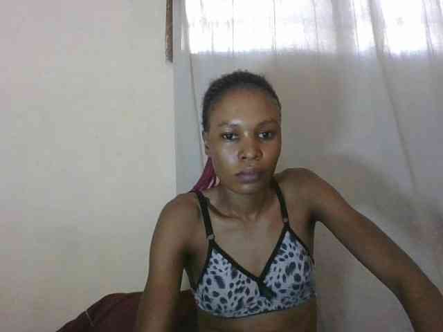 Sweetpetite254 webcam