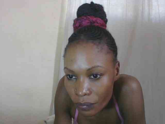 Sweetpetite254 webcam