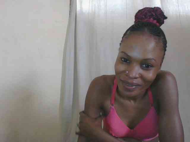 Sweetpetite254 webcam