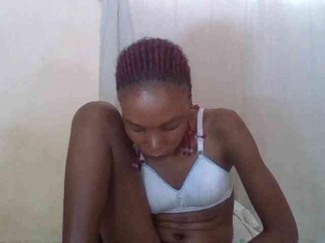 Sweetpetite254 webcam