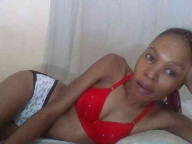 Sweetpetite254 webcam