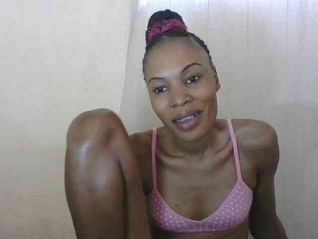 Sweetpetite254 webcam