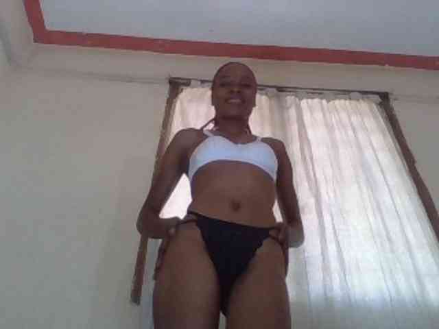 Sweetpetite254 webcam