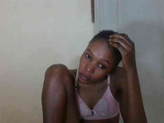 Sweetpetite254 webcam