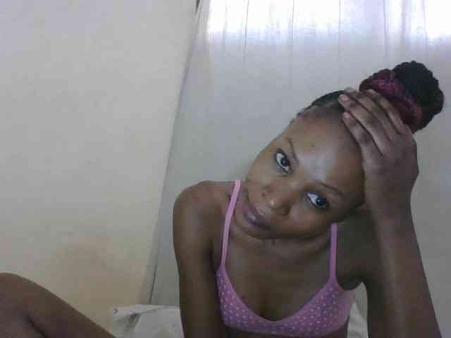 Sweetpetite254 webcam