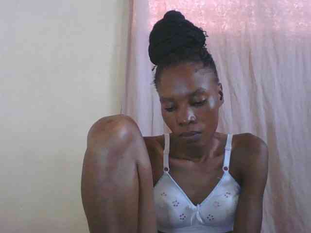 Sweetpetite254 webcam