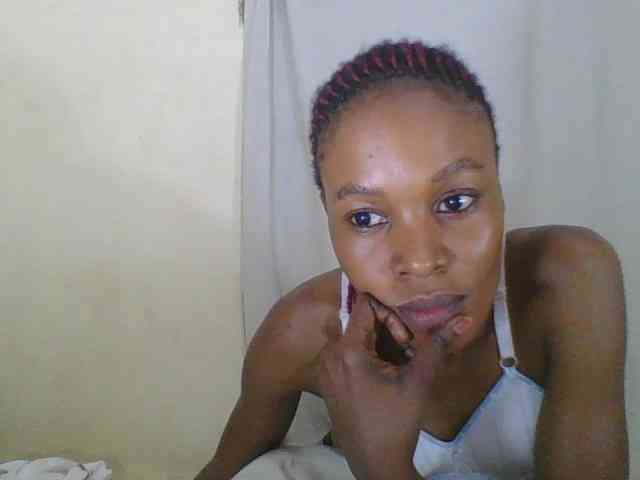 Sweetpetite254 webcam