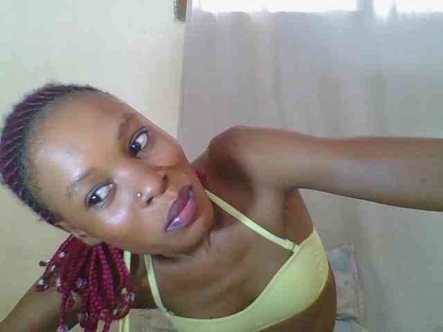 Sweetpetite254 webcam