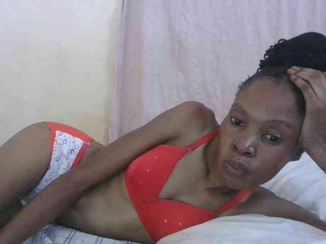 Sweetpetite254 webcam