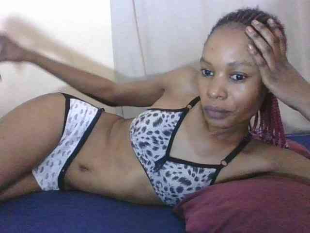 Sweetpetite254 webcam