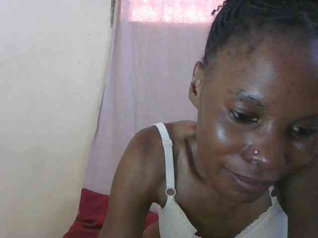 Sweetpetite254 webcam