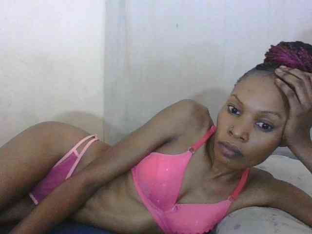Sweetpetite254 webcam