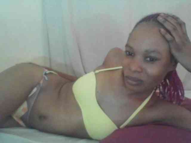 Sweetpetite254 webcam