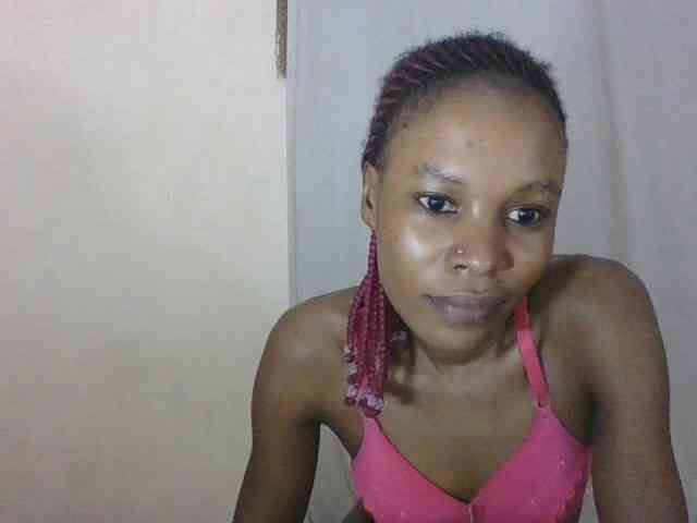 Sweetpetite254 webcam