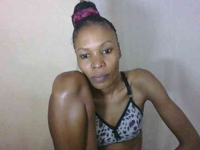 Sweetpetite254 webcam