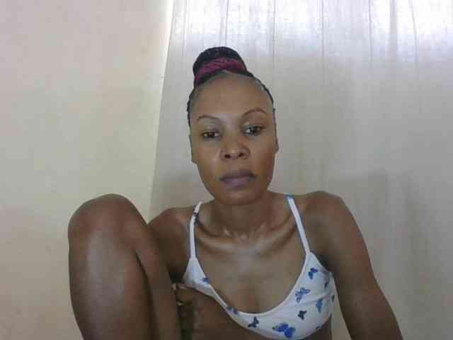 Sweetpetite254 webcam