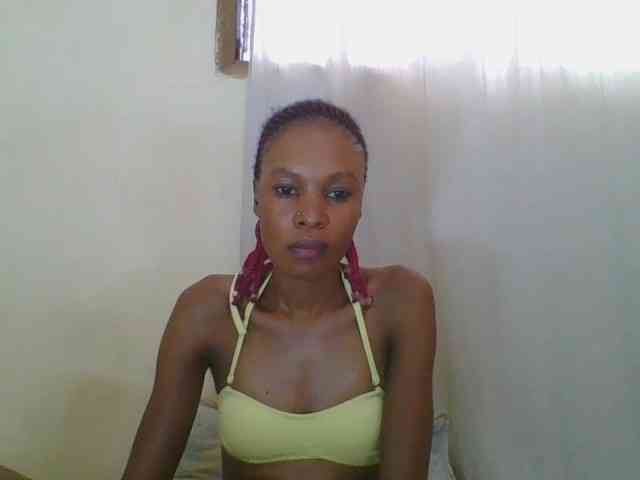 Sweetpetite254 webcam