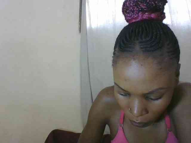 Sweetpetite254 webcam