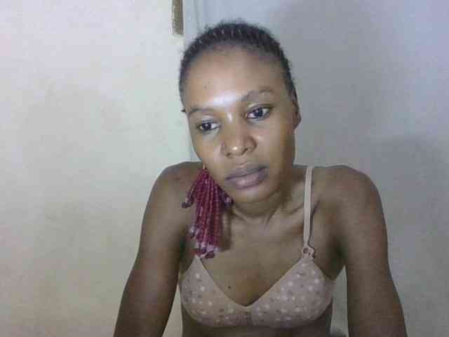 Sweetpetite254 webcam