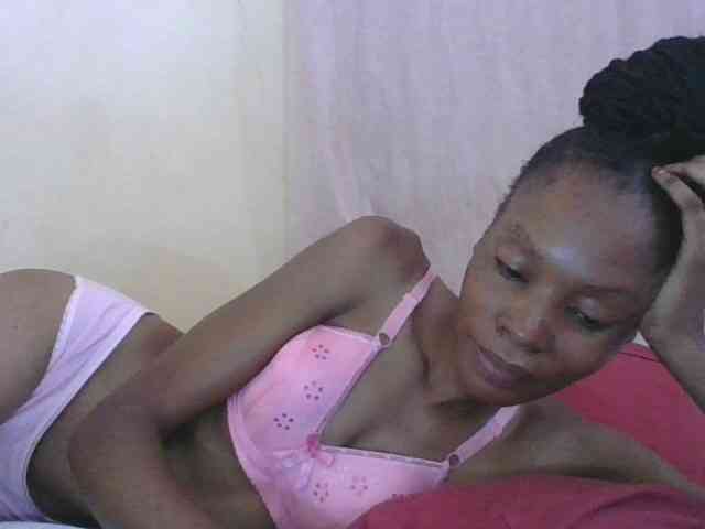 Sweetpetite254 webcam