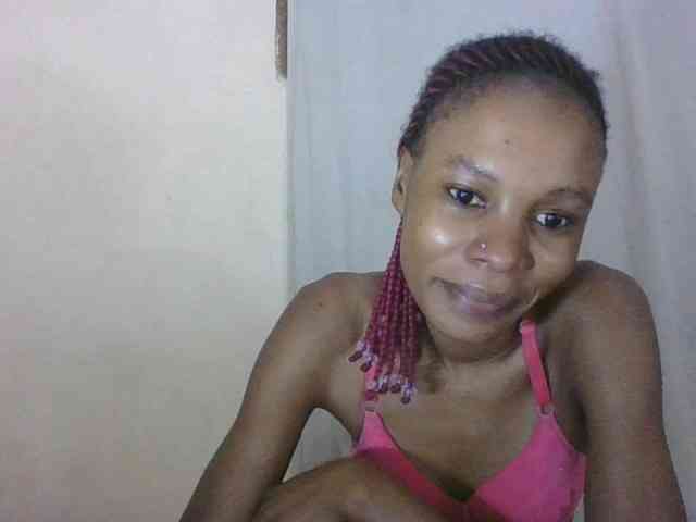 Sweetpetite254 webcam