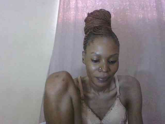 Sweetpetite254 webcam