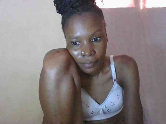 Sweetpetite254 webcam