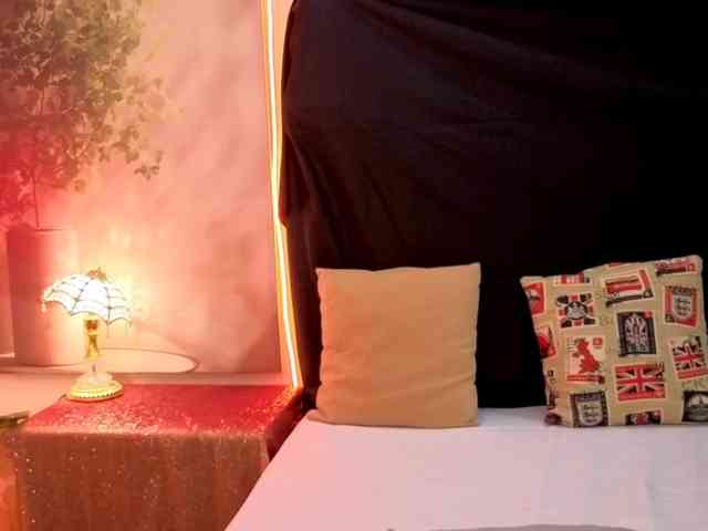 sexybaby22111 webcam