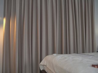 alyonaqueen Porn Show