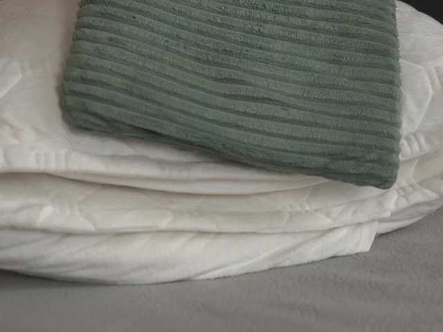 Sex chat gratuit in direct cu alyonaqueen pe BongaCams