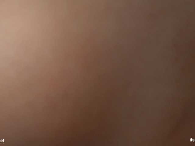 Sex chat gratuit in direct cu alyonaqueen pe BongaCams