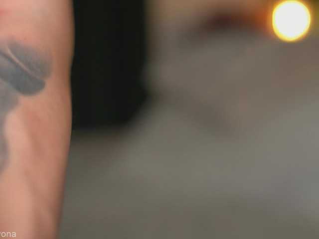 Sex chat gratuit in direct cu alyonaqueen pe BongaCams