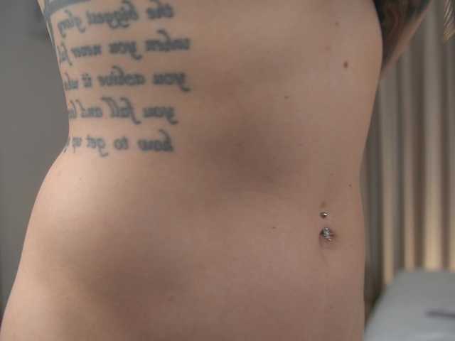 Sex chat gratuit in direct cu alyonaqueen pe BongaCams