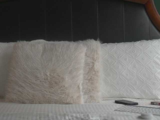 Sex chat gratuit in direct cu alyonaqueen pe BongaCams