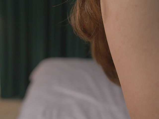 alyonaqueen's BongaCams show and profile