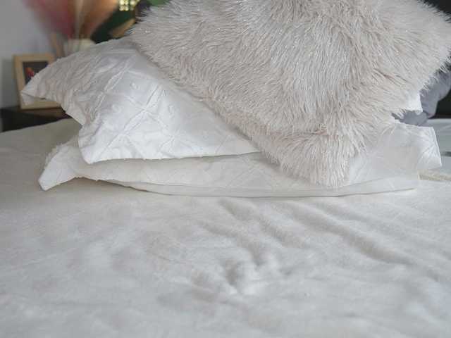 alyonaqueen live cam