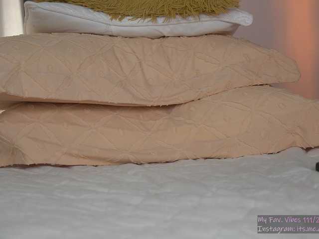 Sex chat gratuit in direct cu alyonaqueen pe BongaCams