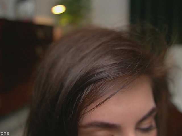 alyonaqueen's BongaCams show and profile