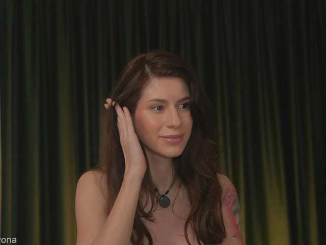 alyonaqueen's BongaCams show and profile