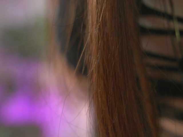 alyonaqueen's BongaCams show and profile