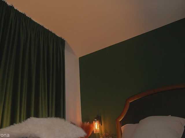 alyonaqueen's BongaCams show and profile