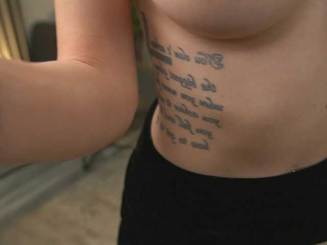 alyonaqueen's BongaCams show and profile