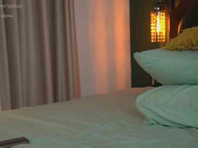 alyonaqueen webcam