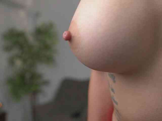 alyonaqueen webcam