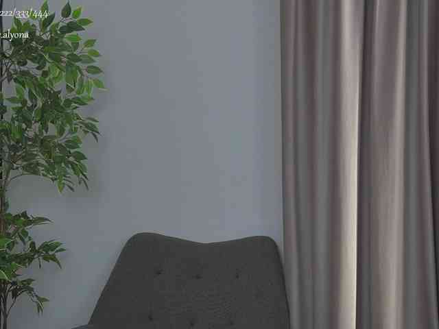 alyonaqueen webcam