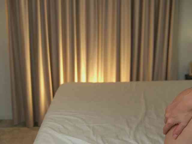 live nude webcam Alyonaqueen